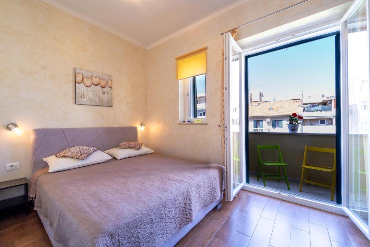 Apartments Naja Split Exterior photo