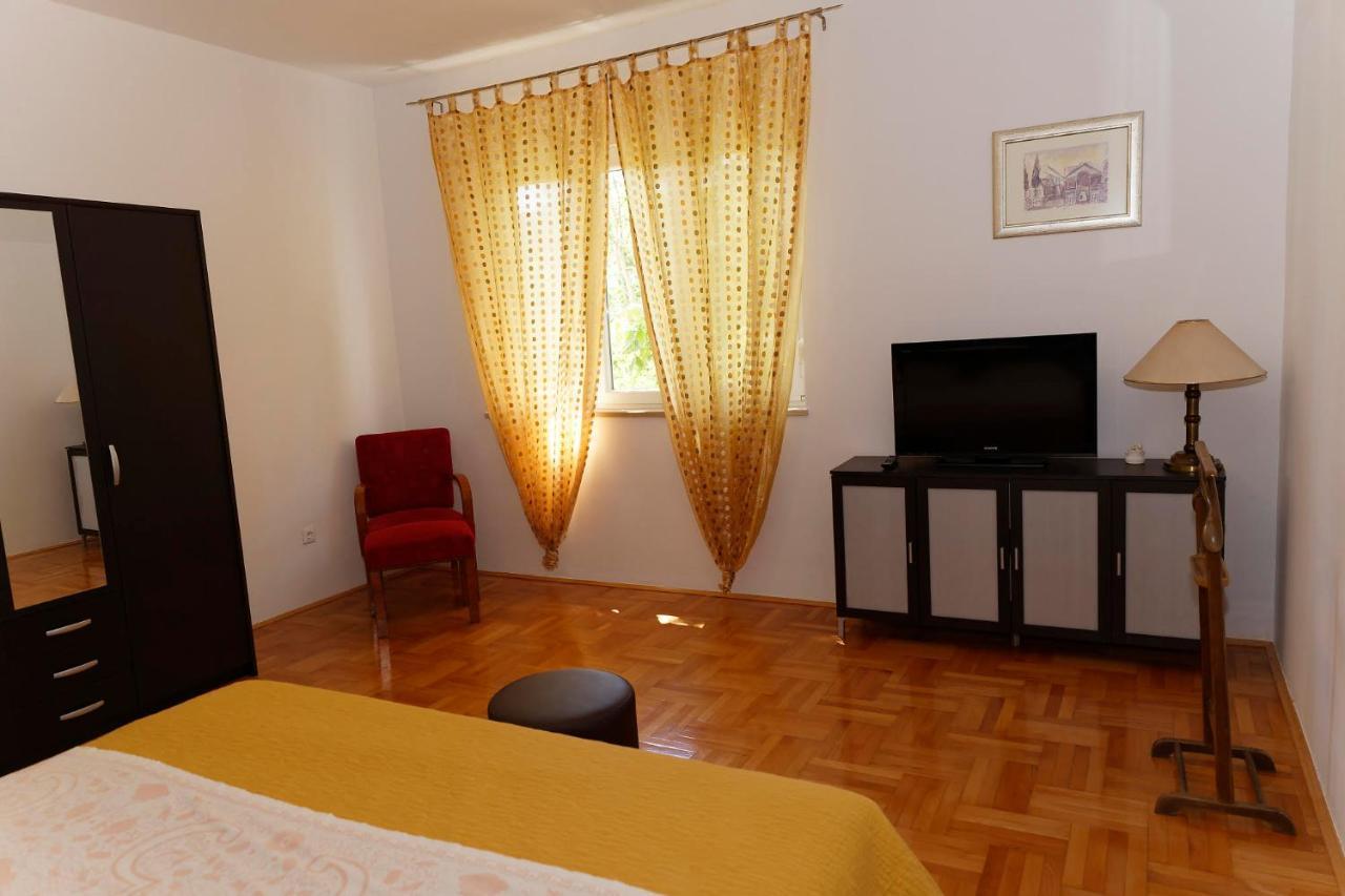 Apartments Naja Split Exterior photo